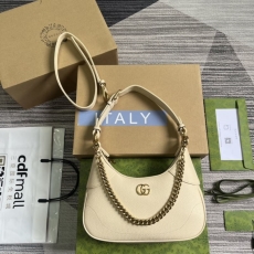 Gucci Hobo Bags